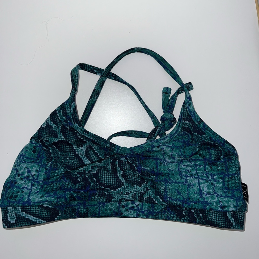 lici fit sports bra